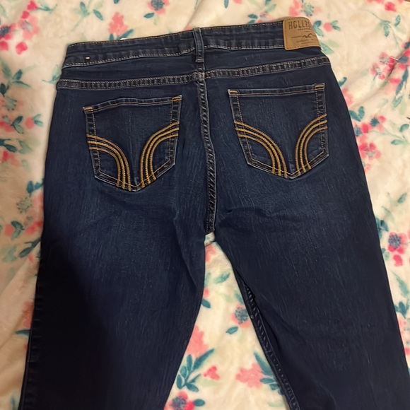 Can’t wear to small - Picture 4 of 4